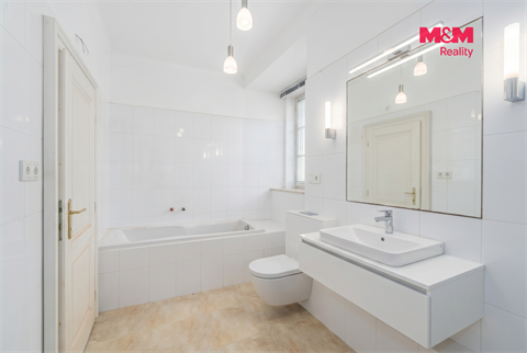 Prodej komerčního objektu, 963 m² 4