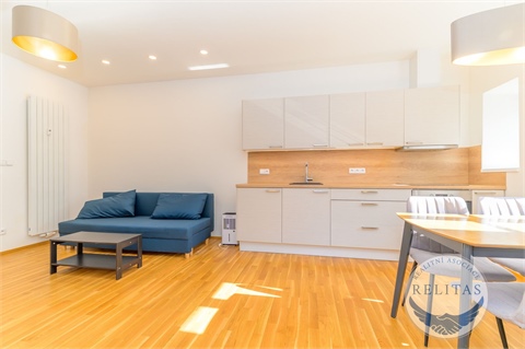 Pronájem bytu 2kk, 53 m² 10