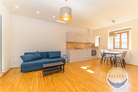 Pronájem bytu 2kk, 53 m² - 2