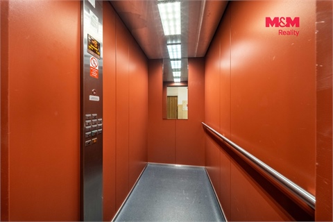 Prodej bytu 1+1, 33 m² 16