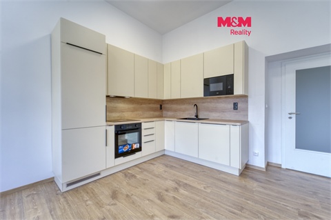 Pronájem bytu 2kk, 60 m² 0