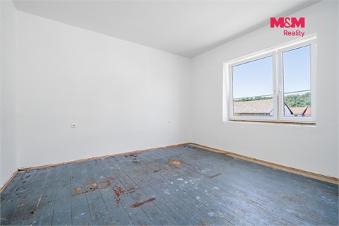 Prodej rodinného domu, 300 m² - 18