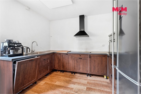 Prodej bytu 4kk, 86 m² - 2