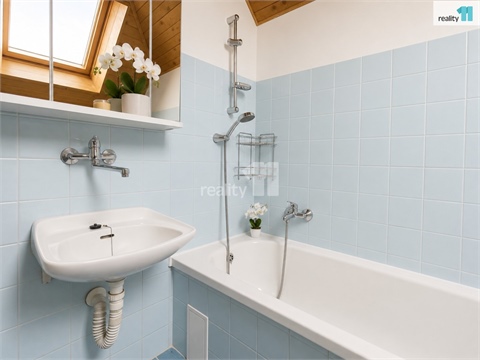 Pronájem bytu 3+1, 101 m² - 12