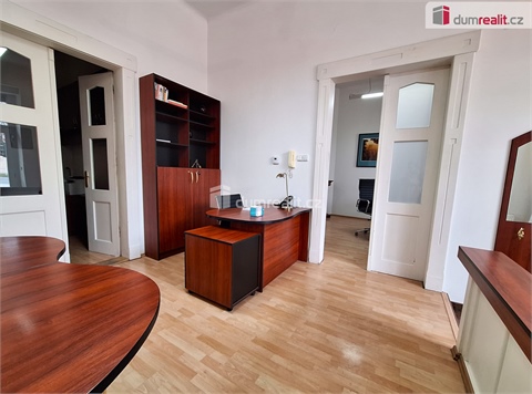 Pronájem kanceláře, 51 m² 12