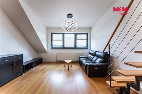 Pronájem bytu 2kk, 74 m² - 4