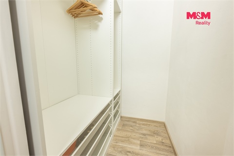 Prodej bytu 2+1, 53 m² 14