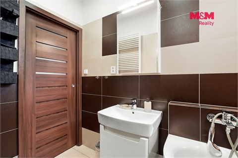 Prodej rodinného domu, 94 m² - 18