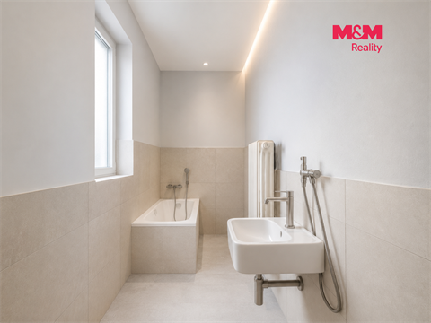 Prodej rodinného domu, 246 m² 8