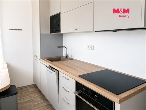 Pronájem bytu 1kk, 37 m² - 0