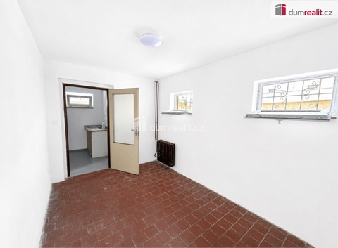 Pronájem obchodních prostor, 140 m² - 8