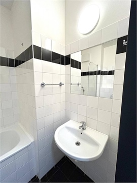 Pronájem bytu 1kk, 35 m² - 2