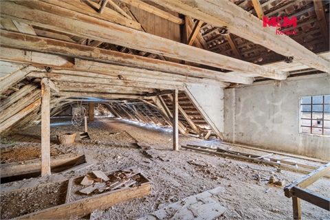 Prodej rodinného domu, 350 m² - 8