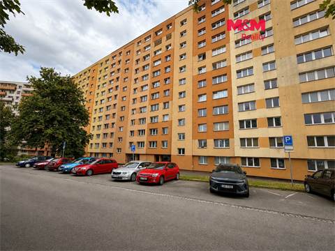 Prodej bytu 1+1, 37 m² 0