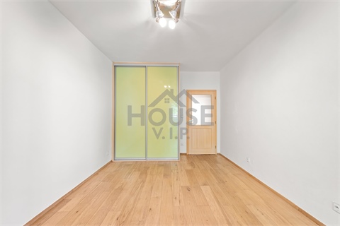Prodej bytu 3kk, 85 m² - 16