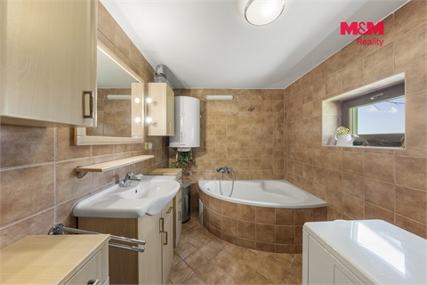Prodej rodinného domu, 118 m² - 8