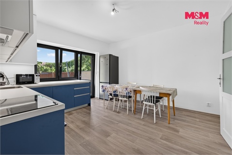 Pronájem rodinného domu, 164 m² 2