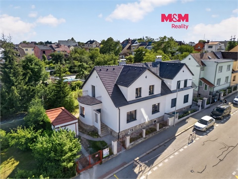 Pronájem rodinného domu, 164 m² 0