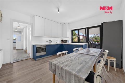 Pronájem rodinného domu, 164 m² - 2