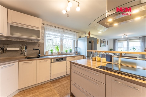 Prodej rodinného domu, 184 m² - 4