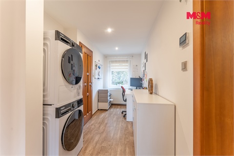Prodej rodinného domu, 184 m² 8