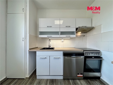 Prodej bytu 1+1, 41 m² - 2
