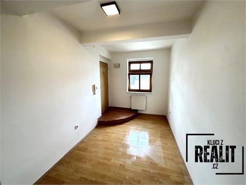 Pronájem bytu 1kk, 45 m² - 8