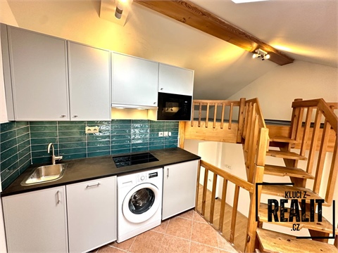 Pronájem bytu 1kk, 45 m² 0