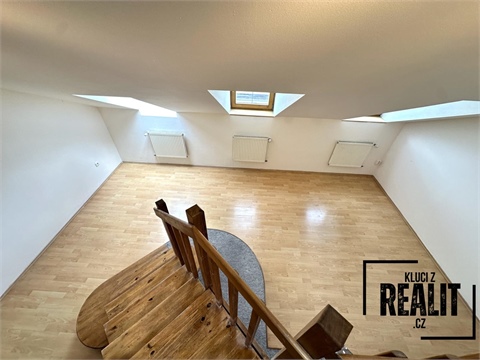 Pronájem bytu 1kk, 45 m² 4