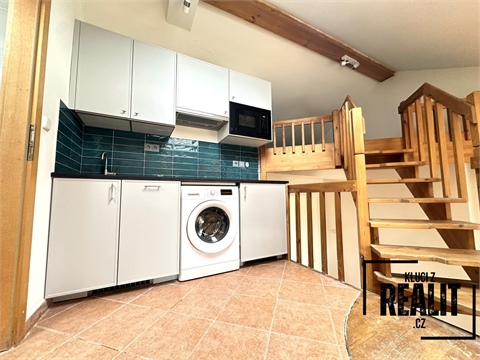 Pronájem bytu 1kk, 45 m² - 4