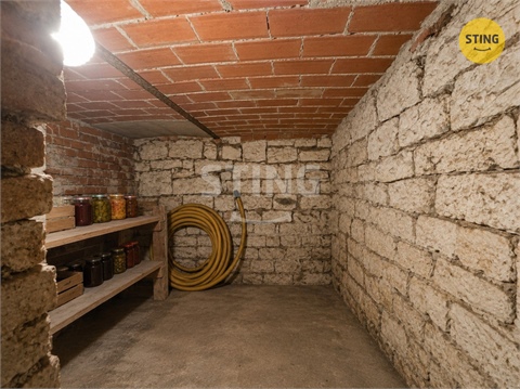 Prodej rodinného domu, 220 m² 8