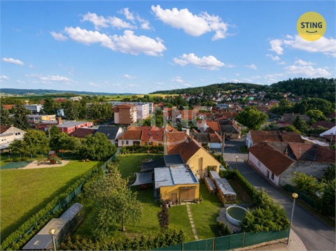 Prodej rodinného domu, 220 m² - 8