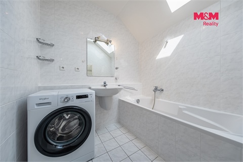 Prodej bytu 2kk, 65 m² 12