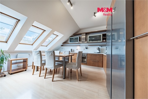 Prodej bytu 2kk, 65 m² 0