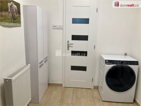 Prodej rodinného domu, 208 m² - 12
