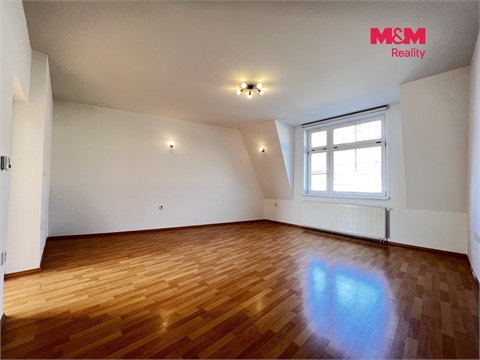 Pronájem bytu 2+1, 64 m² 2