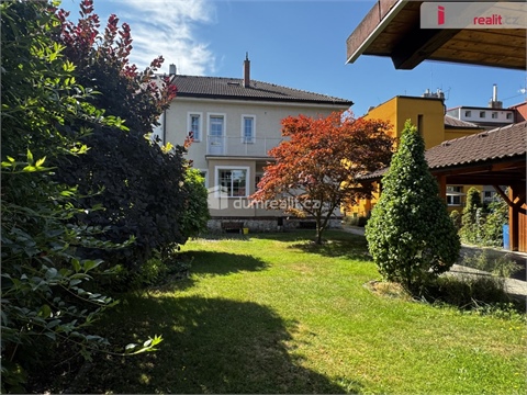 Pronájem kanceláře, 290 m² - 0