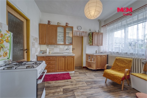 Prodej rodinného domu, 215 m² 2