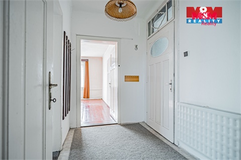 Prodej rodinného domu, 350 m² - 28