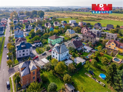 Prodej rodinného domu, 350 m² 8