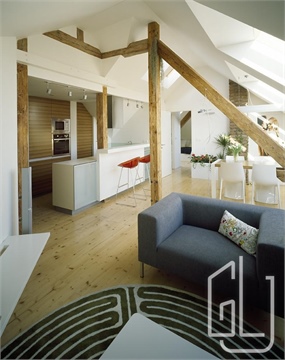 Pronájem bytu 2kk, 93 m² 0