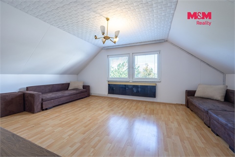 Prodej rodinného domu, 226 m² 16