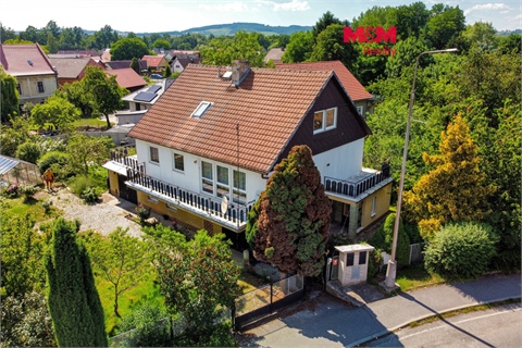 Prodej rodinného domu, 226 m² 0