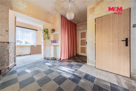 Prodej rodinného domu, 438 m² 8
