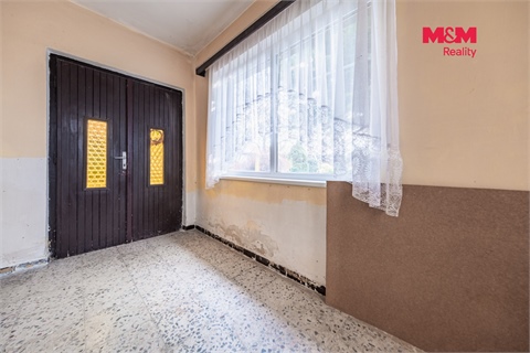 Prodej rodinného domu, 438 m² 10