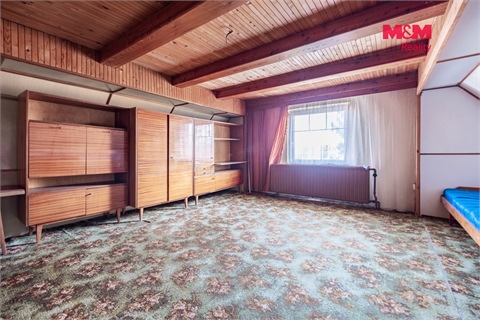 Prodej rodinného domu, 438 m² - 24