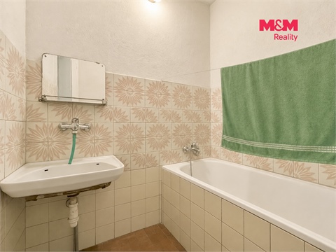 Prodej rodinného domu, 120 m² - 8