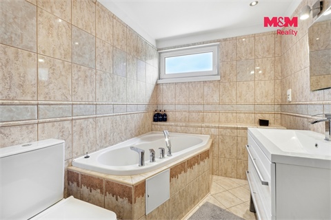 Prodej rodinného domu, 111 m² - 16