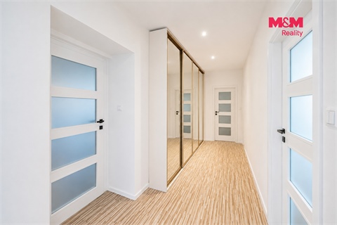 Prodej bytu 4kk, 108 m² - 12