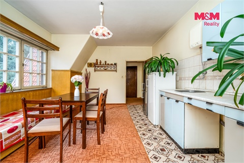 Prodej rodinného domu, 230 m² 12